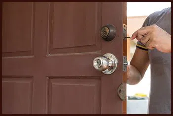 Usa Locksmith Service Houston, TX 713-470-0720 - 2-lockout-service